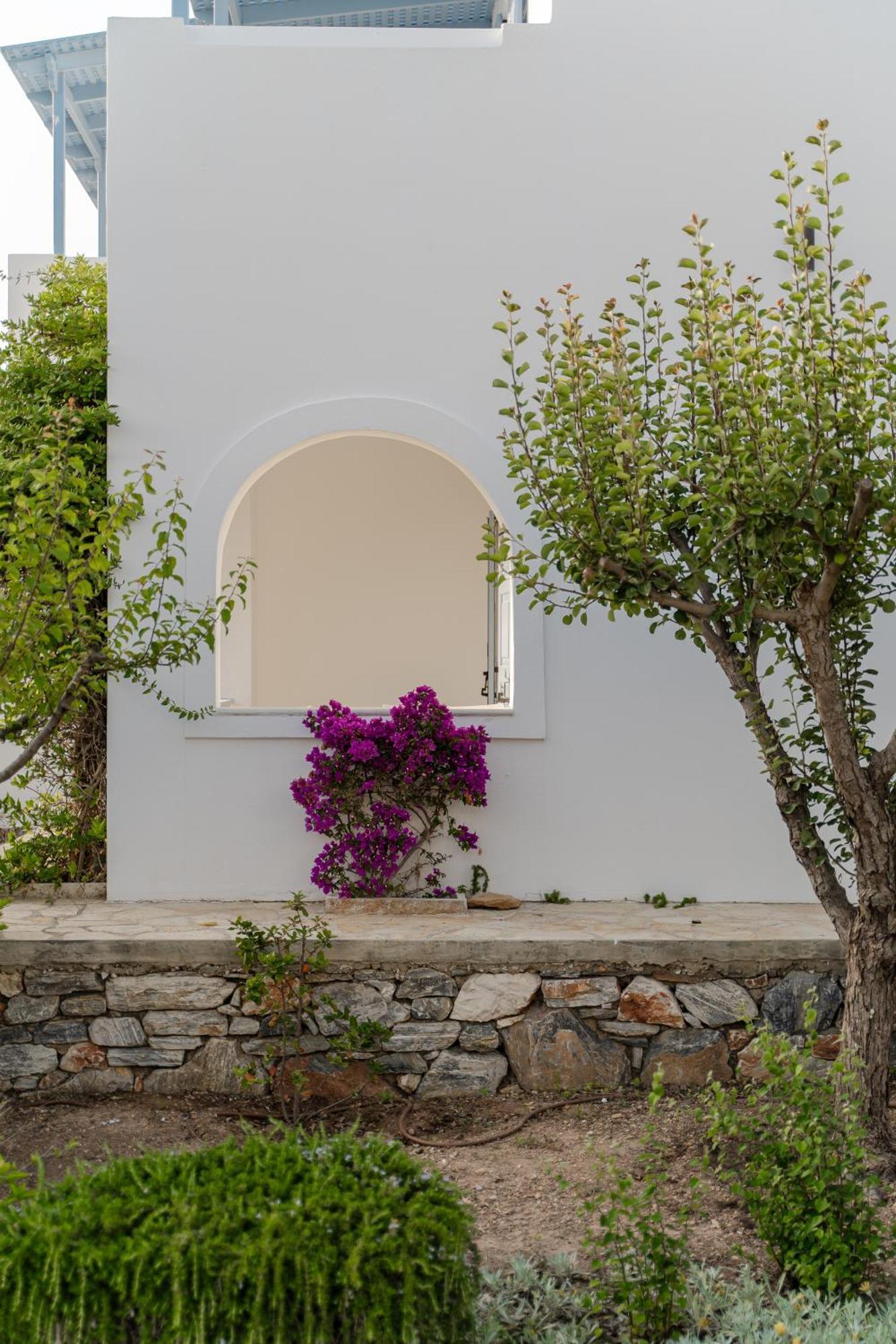 Niriides Boutique Apartments Куфонисия Экстерьер фото