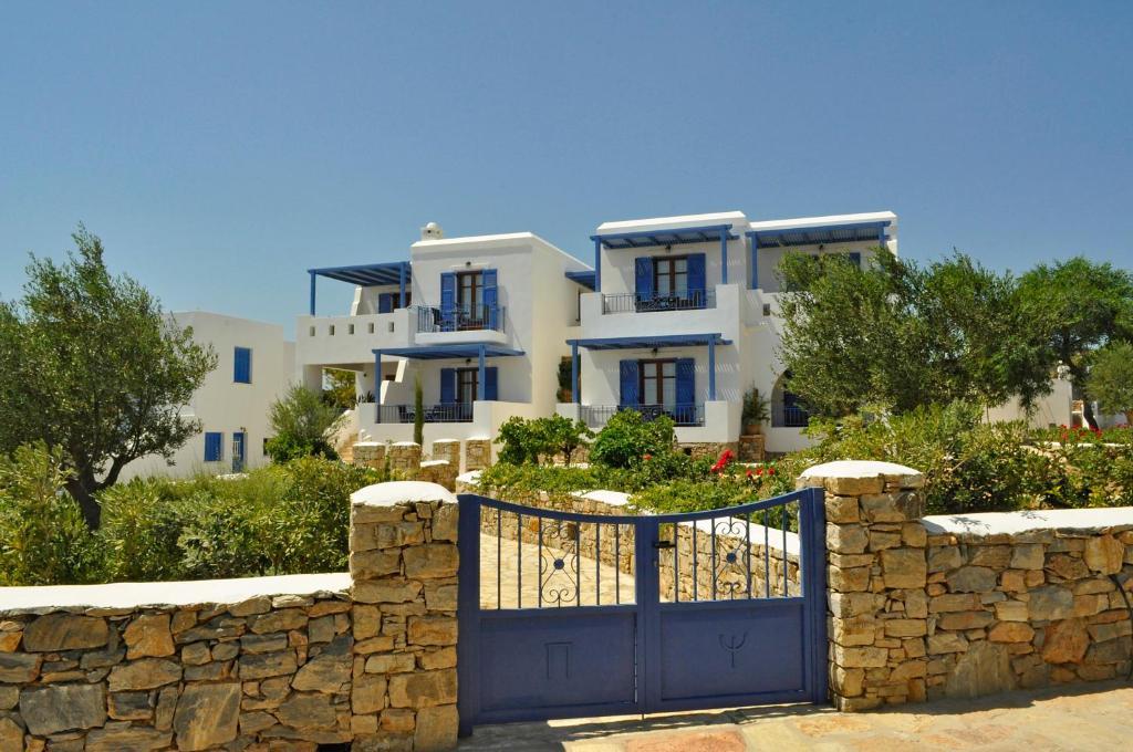 Niriides Boutique Apartments Куфонисия Экстерьер фото